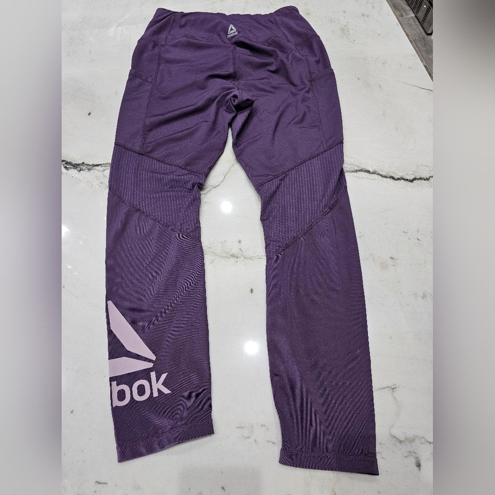 Women, Reebok, size 9, active leggeings, New Without Tags